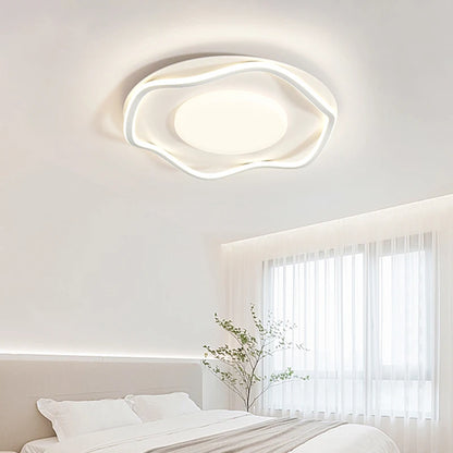 Velora™ Minimalist Ceiling Light — premium & elegant